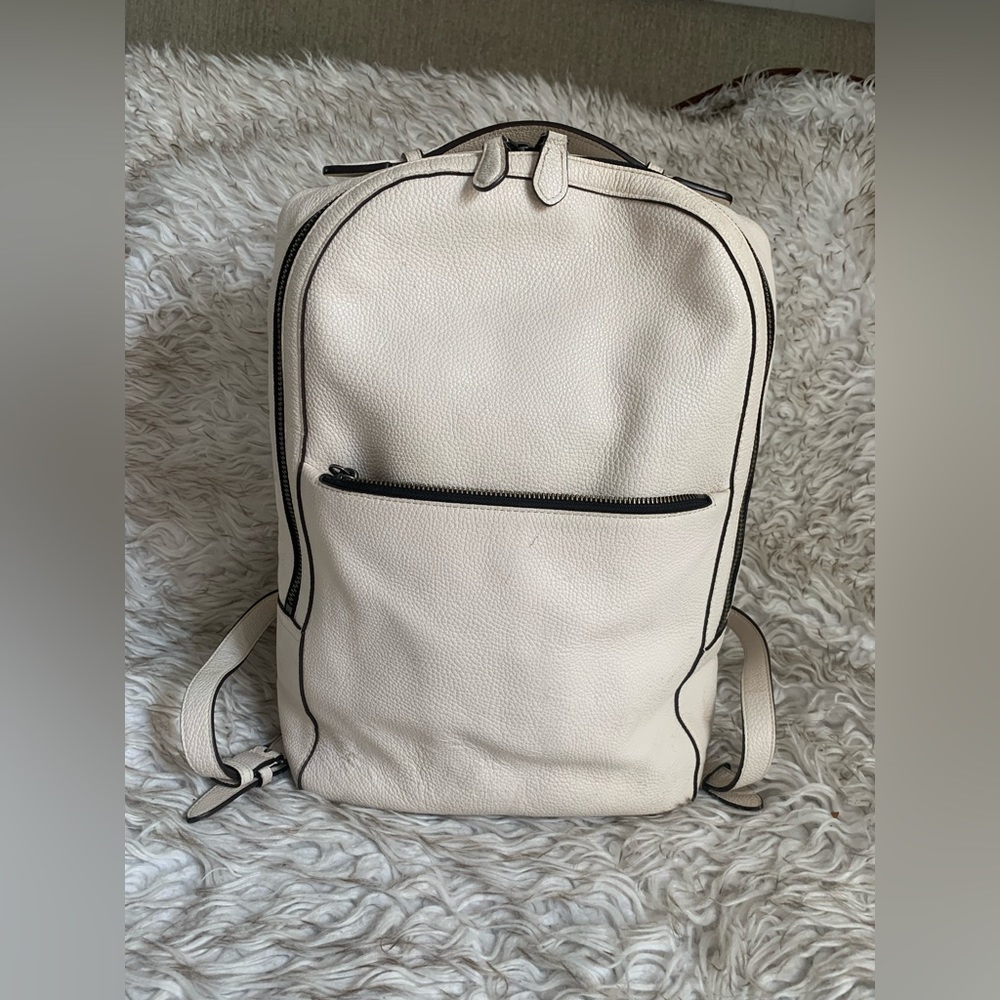 COACH - Metropolitan Soft Backpack in Chalk/Surplus